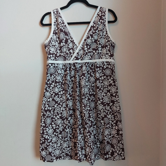 Brown and white d By Ltd Dress Size 12 - Picture 2 of 4